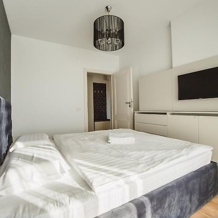 Fantastic Apartment At Prima Residence 오라데아 외부 사진