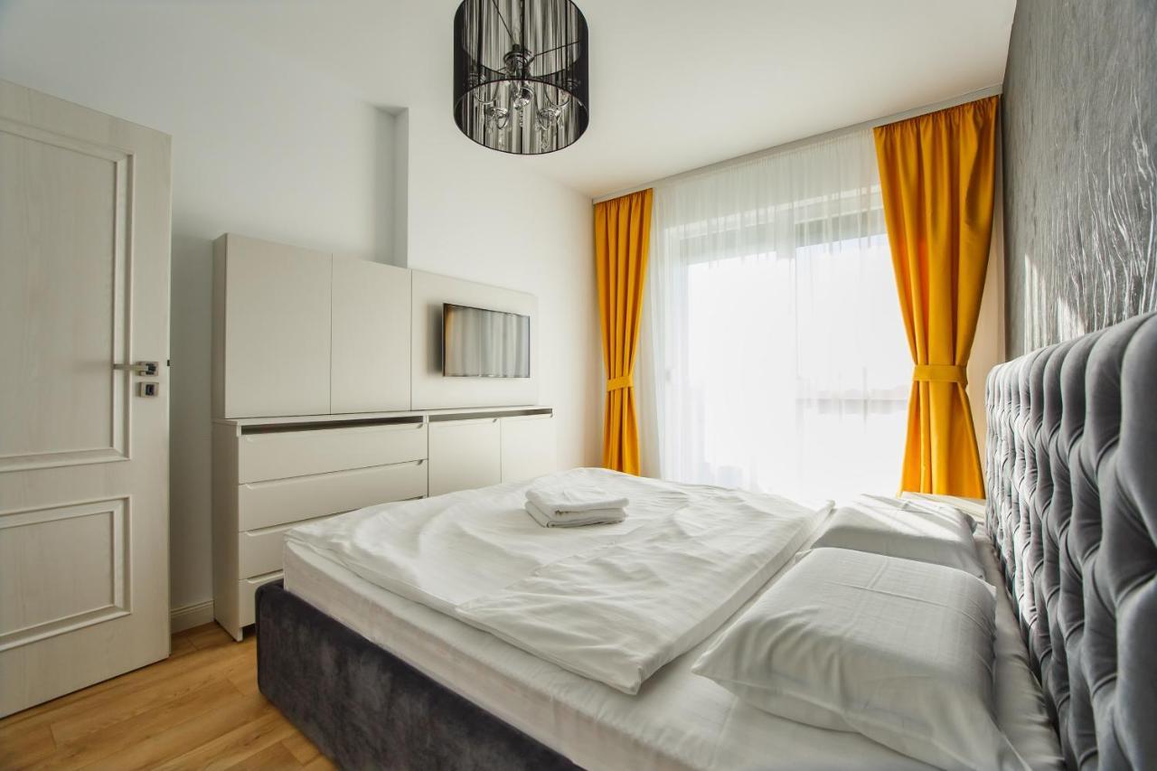 Fantastic Apartment At Prima Residence 오라데아 외부 사진